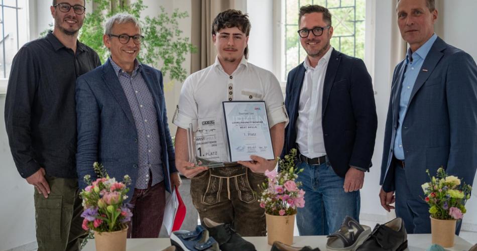 Raphael Sax aus Salzburg holte sich den Sieg beim Lehrlingswettbewerb der Orthopädieschumacher:innen